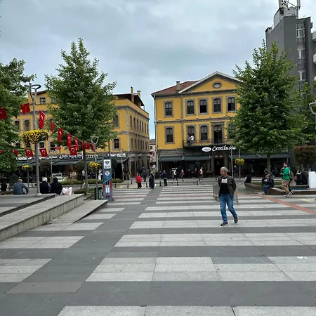 Trabzon Meydanin Goebeginde Kiralik Daire Exterior photo