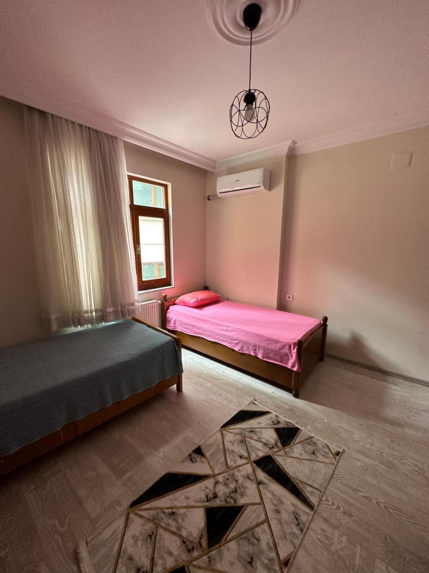Meydanin Goebeginde Kiralik Apartment *